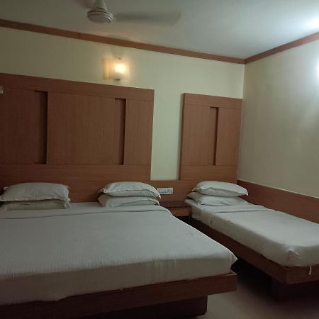 Hotel A P Coimbatore Luaran gambar