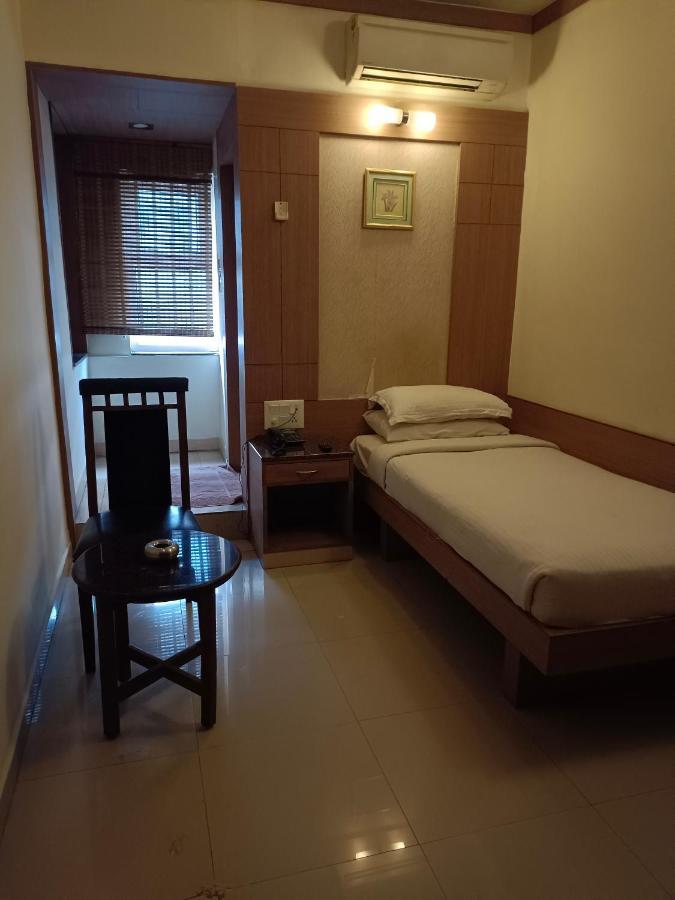 Hotel A P Coimbatore Luaran gambar