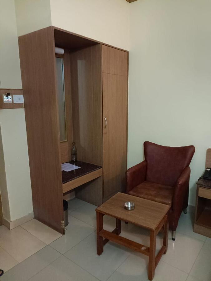 Hotel A P Coimbatore Luaran gambar