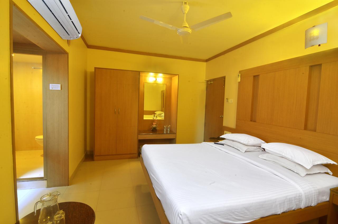 Hotel A P Coimbatore Luaran gambar